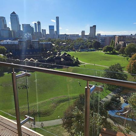 Cozy Double Room With Large En Suite Near Canary Wharf London With Amazing Views In A Shared Apartment Exteriör bild